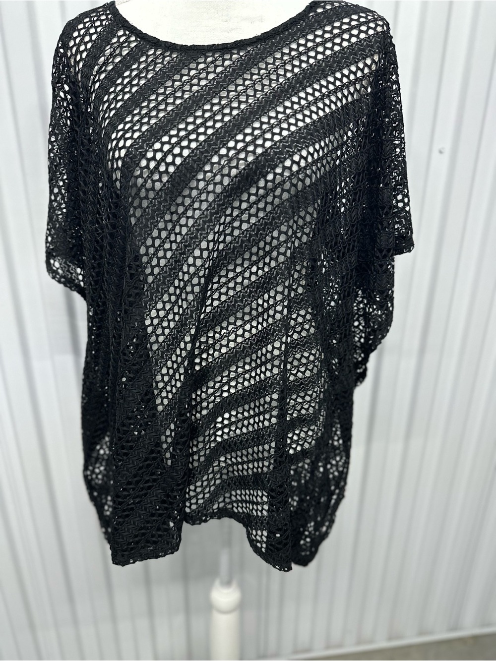 Chico’s Travelers Black Silky Open Weave Top